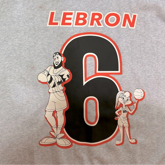 Space Jam Lebron & Bugs Bunny #6 tank top with front tie. Size XS - Picture 3 of 8